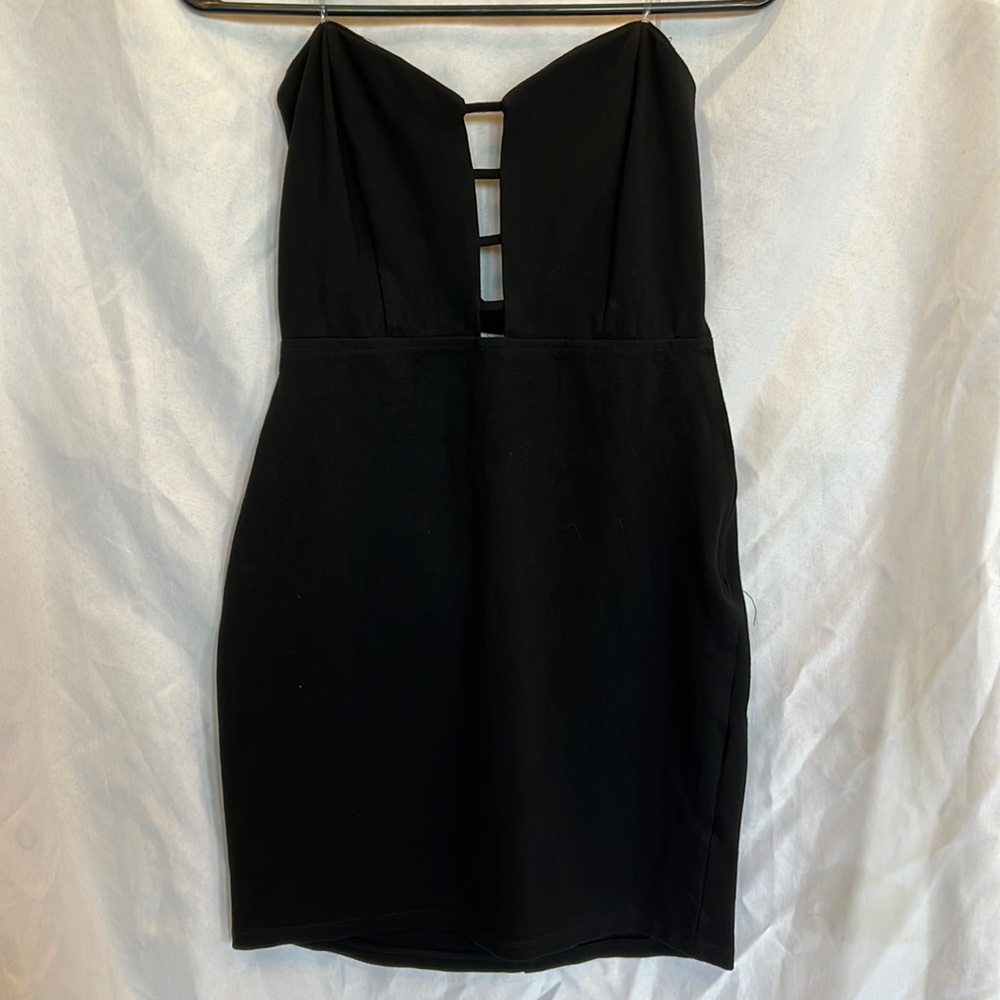 Black bodycon dress size medium